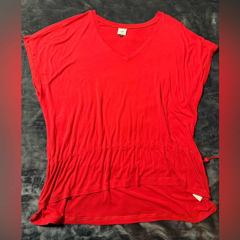 Cabi Formal Tee
Women's Red V-Neck Top